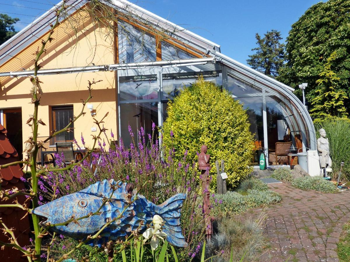 "Balmgarten" Im Naturpark Usedom, Bio Solarhaus Mit Grossem Garten Bagian luar foto