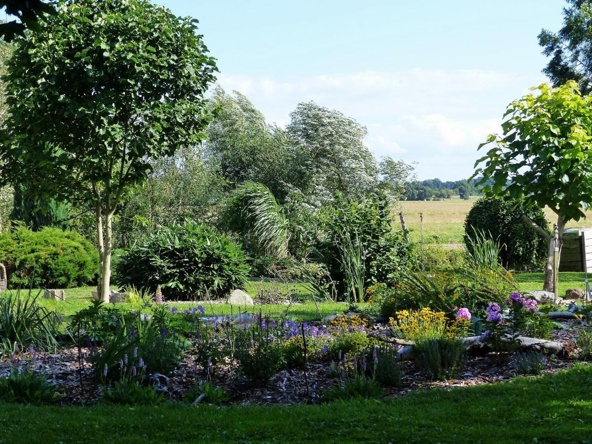 "Balmgarten" Im Naturpark Usedom, Bio Solarhaus Mit Grossem Garten Bagian luar foto