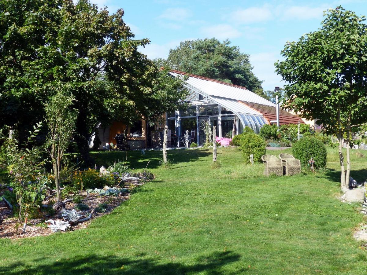 "Balmgarten" Im Naturpark Usedom, Bio Solarhaus Mit Grossem Garten Bagian luar foto